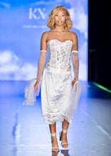 Load image into Gallery viewer, Lumière Corset