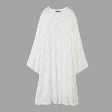 Load image into Gallery viewer, Elegant Lace Robe