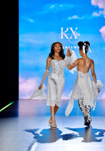 Load image into Gallery viewer, Lumière Corset
