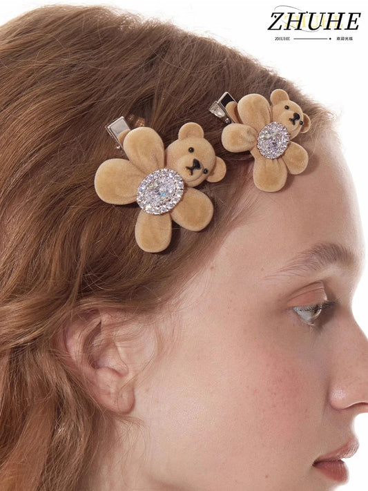 ZHUHE The Gemstone Bear Hairpin Features A Sweet And Romantic Style, Making It A Perfect Jewelry Accessory For Women As A Party